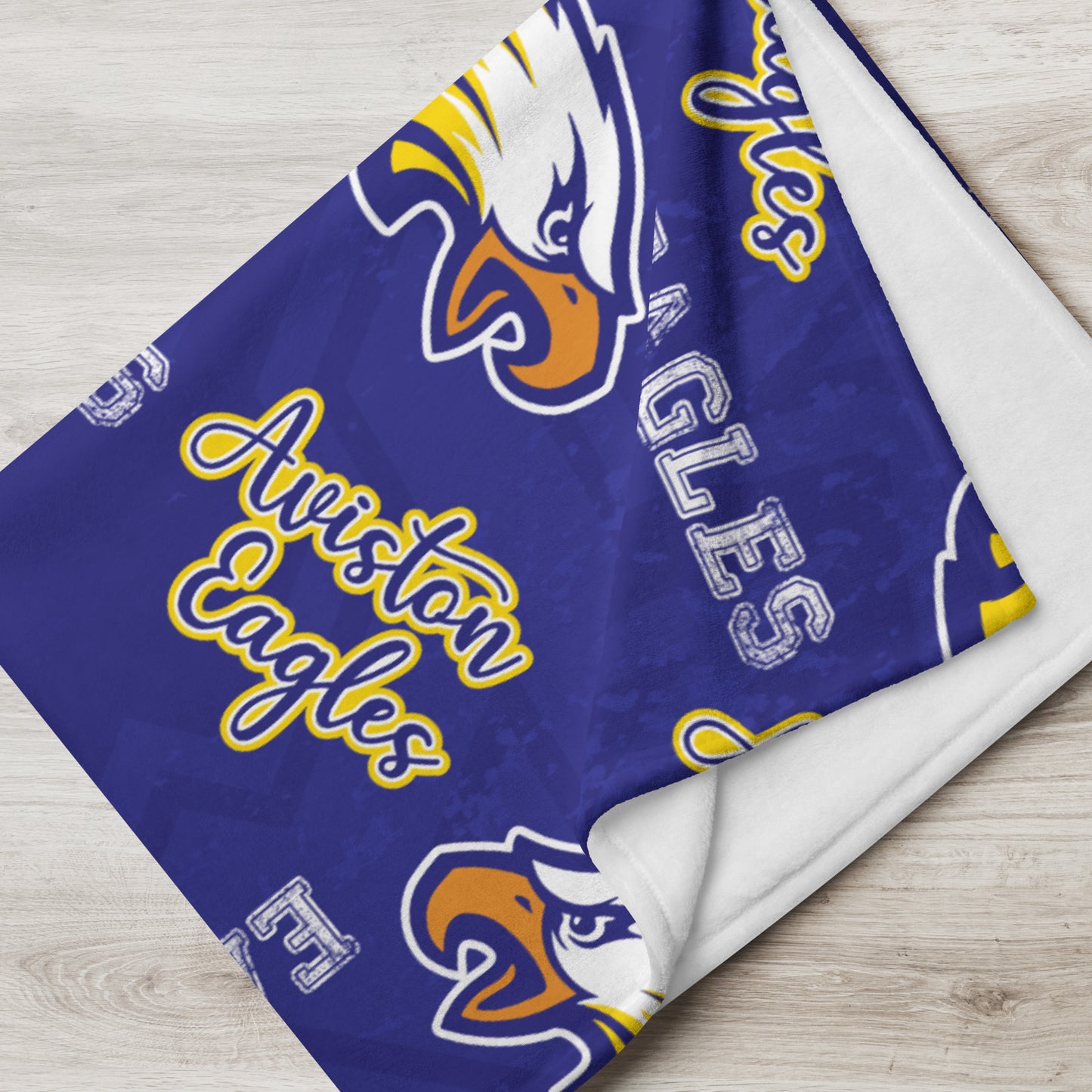 Aviston Eagles Throw Blanket